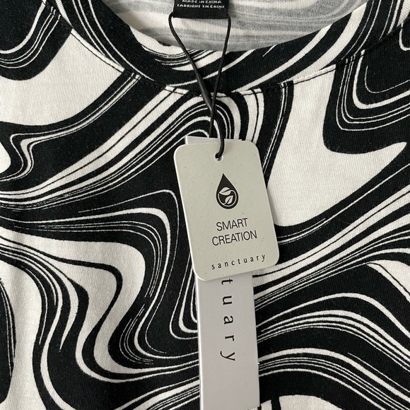 NWT Women’s Sanctuary XXL Top Tank Black and with swirl cottonTop Shirt XXL - Picture 3 of 5